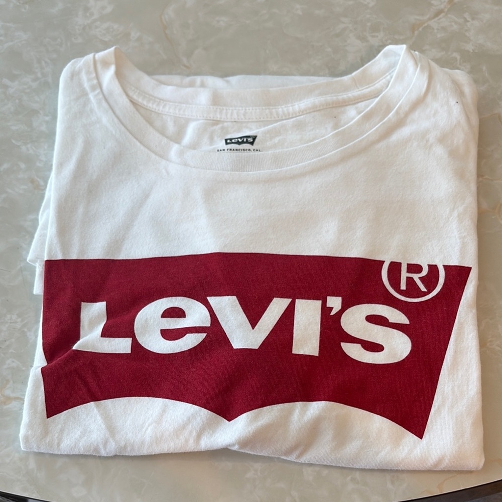 Levi's Red Logo on White Tee